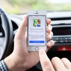 Jak podłączyć iPhone do samochodu – proste kroki bez problemów z CarPlay i Bluetooth