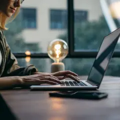 Internet radiowy czy mobilny – który wybrać, by uniknąć problemów z połączeniem?