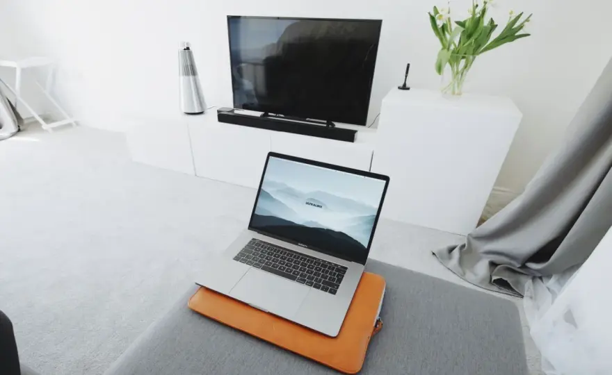 Jak podłączyć laptopa do TV HDMI - proste kroki i porady