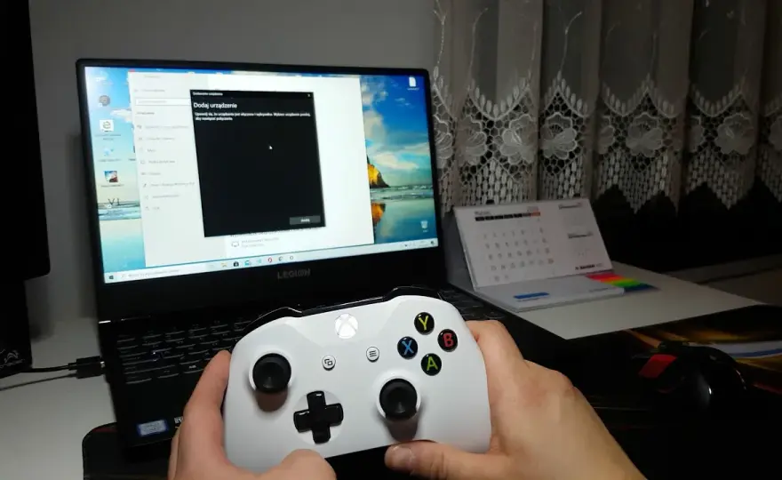 Jak podłączyć kontroler Xbox One? Proste kroki i porady rozwiązywania problemów
