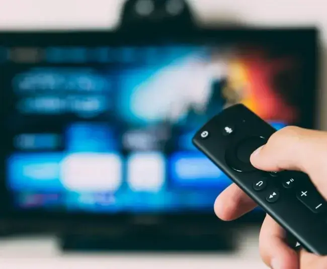 Zdjęcie Jak podłączyć internet mobilny do telewizora - proste kroki i porady
